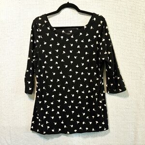 J. Jill Lg Black Top with White Floral Pattern 3/4 Sleeves